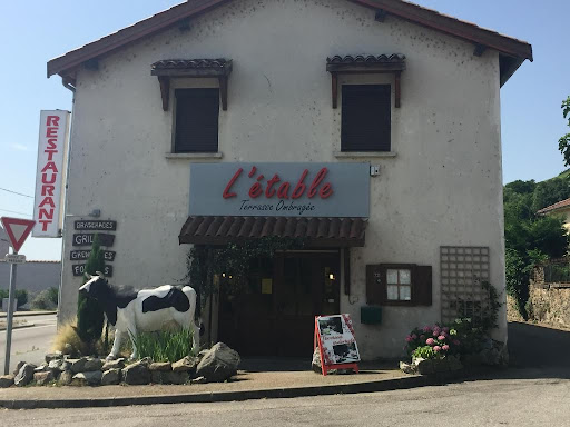 Le restaurant de Limony L'étable vous propose des plats traditionnels et des spécialités savoyardes de qualité dans un cadre unique et une atmosphère de tradition.