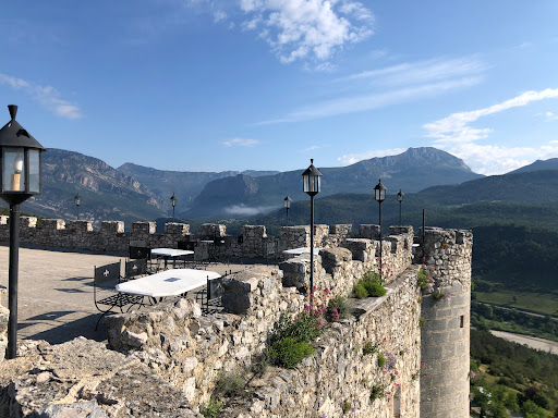 Site officiel. Hôtel 3 étoiles et restaurant à Trigance au coeur du parc régional des Gorges du Verdon