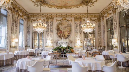 Dine in one of Paris's most iconic restaurants at the 5-star Le Meurice hotel. Discover Michelin-starred cuisine served at Restaurant le Meurice Alain Ducasse.