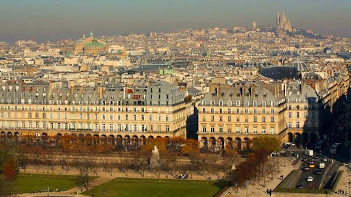 L’hôtel Saint James Albany est fermé pour rénovation. L’hôtel Auteuil Tour Eiffel