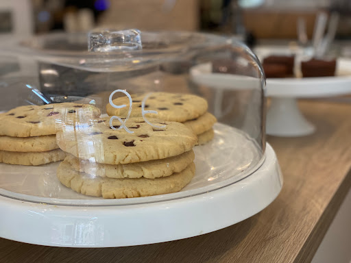 Le Daylice Café et sa cuisine familiale vous accueille tous les jours du lundi au vendredi. Tout est fait maison !