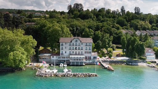 Au bord du lac Léman