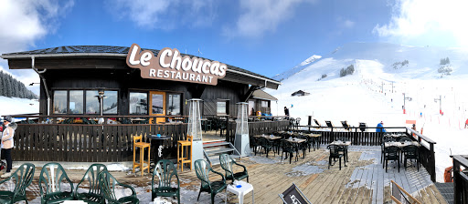 Une cuisine faite maison avec des produits locaux vous attend au pied des pistes à Manigod . Ouvert 7j/7 pour le déjeuner