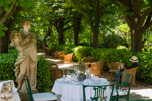 Découvrez le site officiel de l'Hôtel Le Pigonnet à Aix-en-Provence et membre d'Esprit de France