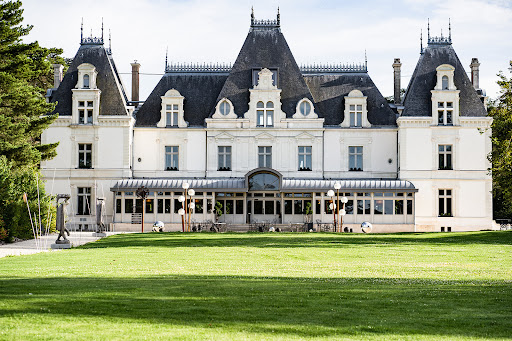 Château de Maubreuil Hôtel 5 étoiles à Nantes vous accueille dans un lieu unique. Chambres et suites d'exception. Salles de réceptions et réunions pour vos prestigieux évènements