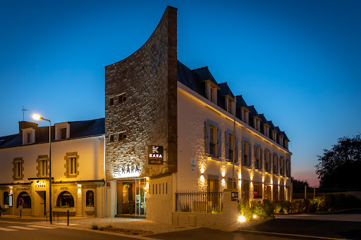 KARA est un hôtel trois étoiles avec un restaurant bistronomique situé à Saint Anne d'Auray