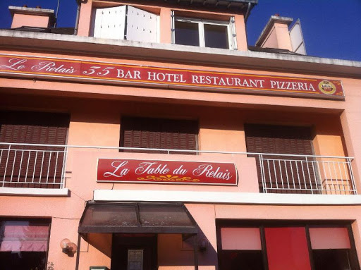 Découvrez notre restaurant à Noyal-sur-Vilaine dans le département de l'Ille-et-Vilaine. Nous vous accueillons tous les midis en semaine sans réservation.