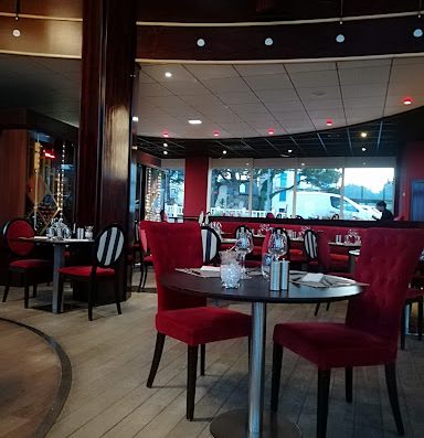 Découvrez notre restaurant et notre bar