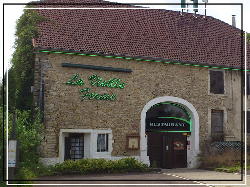 L'hôtel restaurant La Vieille Ferme vous accueille près de Montbéliard pour un séjour tout confort dans le Doubs. Réservez votre hôtel avec piscine en Franche-Comté.