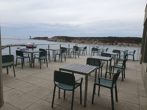 Grâce à sa situation privilégiée à deux pas du port