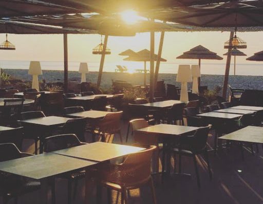 Chez Costa en Haute-Corse – Profitez d’un large choix de mets gourmands ! Réservez votre table et découvrez notre restaurant pieds dans l’eau.