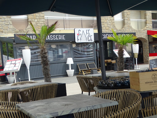 Le Café Face Restaurant à Saint-Cast-le-Guildo : Cuisine Traditionnelle