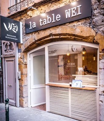 La table Wei est un restaurant bistronomique à Lyon.