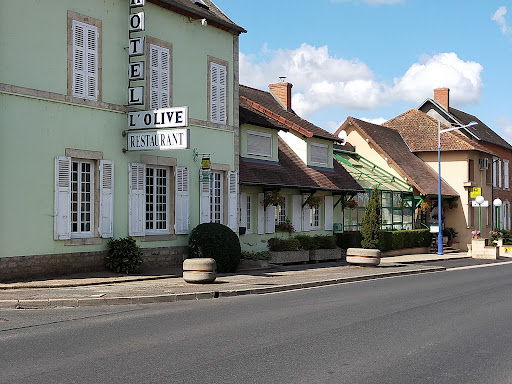 Vous êtes à la recherche d'un hôtel familial à proximité du Parc d'attraction Le Pal à bon rapport qualité prix à proximité du Parc d'attraction Le Pal ? Hôtel de L'olive à 2 km du PAL