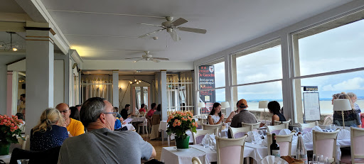 Bienvenue à l'Hôtel restaurant Duguesclin 2 étoiles vous accueille dans le Mont-Saint-Michel