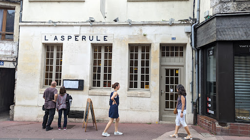 Le chef étoilé Keigo Kimura a choisi de baptiser ses deux restaurants d’Auxerre et de Dijon du nom de L’ASPÉRULE.