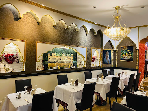 Découvrez les saveurs uniques de la cuisine indienne au Maharaja – Restaurant Indien à Toulouse. La véritable richesse culinaire de l'Inde