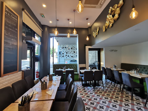 Bienvenue chez Vietnam Kitchen. Restaurant vietnamien à Courbevoie | Réservation | Commande en ligne