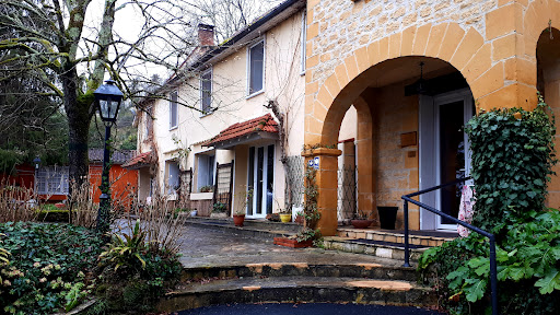 Bienvenue à Le Petit Chaperon Rouge in Coux-et-Bigaroque. Situé au cœur du Périgord noir