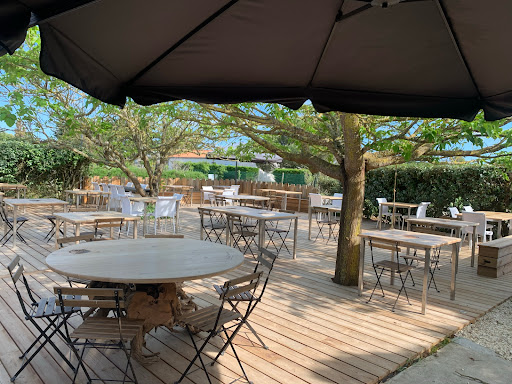 Restaurant cuisine traditionnelle au feu de bois