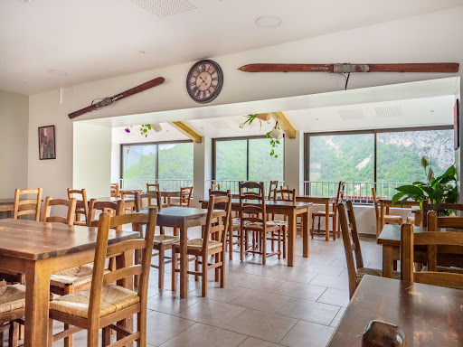 Auberge De Calendal - Découvrez le charme de notre auberge-restaurant au cœur des Alpes-Maritimes.