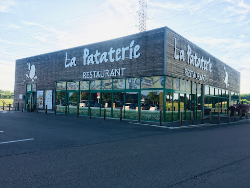 Entrer dans un restaurant La Pataterie