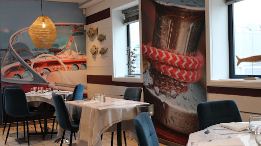 Découvrez le restaurant La Criée Nanterre. Venez partager un moment de convivialité autour de nos plateaux de fruits de mer et autres gourmandises !