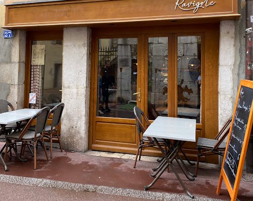 Découvrez notre restaurant bistrot Français et sa cuisine faite maison avec des produits frais et de saison. Ambiance familiale et décontractée. Réservez dès maintenant pour une expérience culinaire inoubliable !