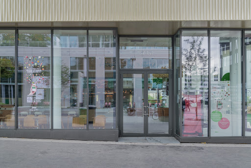 Les restaurants Jour vous propose de composer vos Bowls et Salades sur mesure en fonction de vos envies. Jour un concept de restauration eco-responsable.