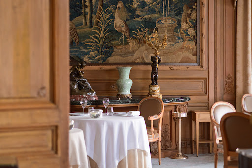 Discover the Restaurant Le Parc and our Michelin starred chef at the Domaine Les Crayeres