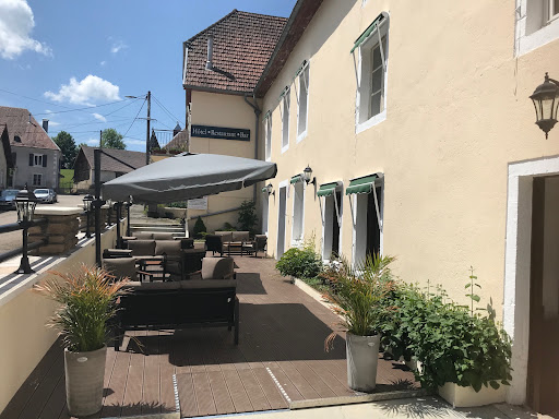 Hôtel de charme et Restaurant à Pierrefontaine-Les-Varans