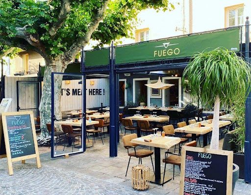 Le restaurant Fuego vous propose des viandes d'exceptions à Sainte Maxime. Ses viandes d'une qualité incomparable et aux saveurs uniques en font le meilleur Steakhouse du golfe de Saint-Tropez.