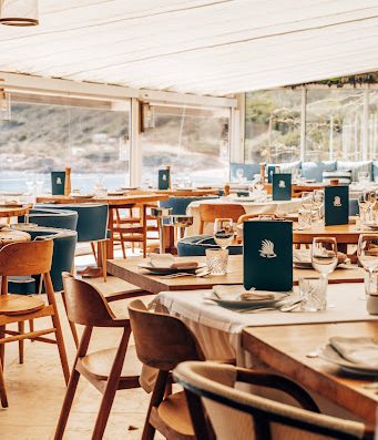 Elu meilleur restaurant de bouillabaisse et de poisson grillé du golfe de Saint-Tropez à Ramatuelle. Ce n'est pas nous qui le disons mais bien vous