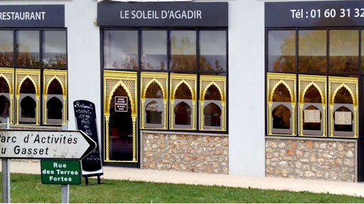 Le restaurant marocain Le soleil d'Agadir à Chanteloup-en-Brie accueille les familles et les amis pour déguster une gastronomie marocaine et européenne.