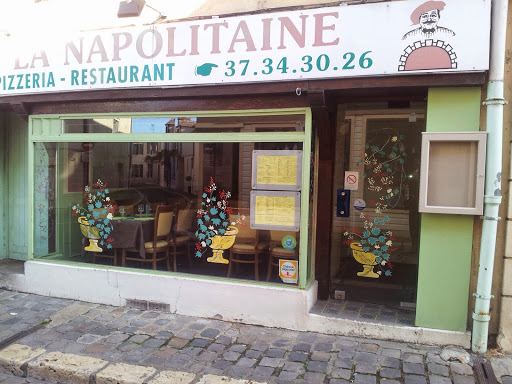 La Napolitaine - Situé à Chartres votre restaurant La Napolitaine vous invite à partager un repas convivial aux couleurs de l'Italie dans la basse-ville de Chartres.