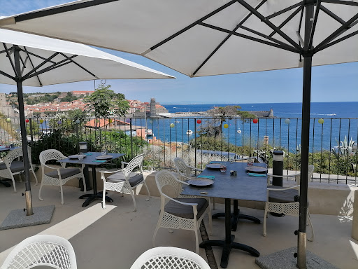 L'Hôtel à Collioure Le Bon Port vous propose un hébergement plein de charme