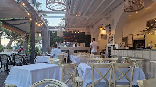 Chez vous est à l’entrée de Sainte-Maxime. Vue mer