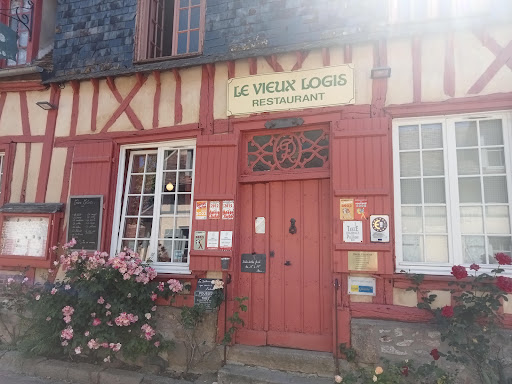 Le Vieux Logis est un restaurant traditionnel et semi-gastronomique près de Gournay-en-Bray offrant à ses clients une expérience culinaire inoubliable.