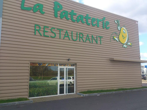 Entrer dans un restaurant La Pataterie