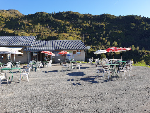 Situé sur la commune du Port sur le site de l'Étang de Lers