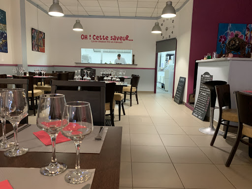 Restaurant située dans le centre de Cholet. Oh! Cette saveur.. vous propose une cusine unique à base de produits frais.