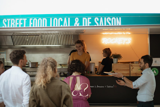 Découvrez le meilleur de la Street-food à Lyon avec le food truck et traiteur  Rocket's. Sensations garanties!