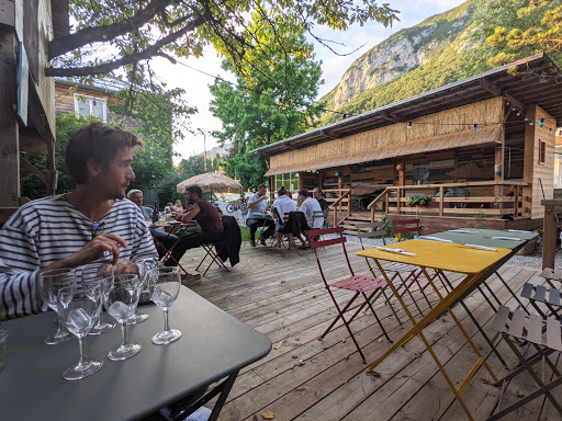 Située à Menthon-Saint-Bernard