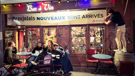 La cave des voyageurs est le plus ancien bar à vins de Lyon.