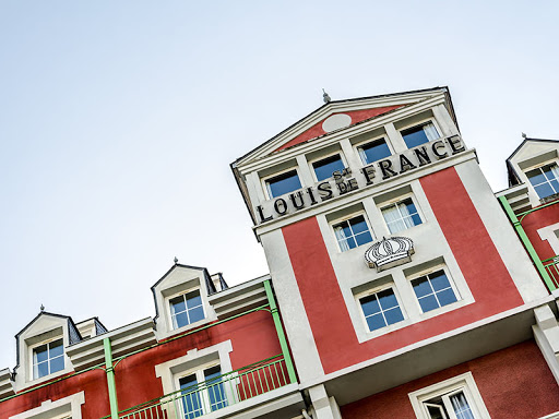 Hôtel Saint Louis à Lourdes. Site Officiel. Hôtel de 3* étoiles situé 5 Avenue du Paradis