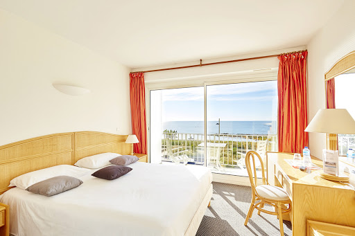 l'hôtel Édenia vous accueille toute l'année. Chambres avec vue panoramique mer. Réservation en ligne sécurisée et meilleur tarif garanti.