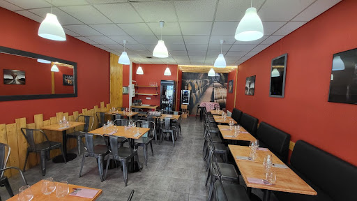 Le Restaurant O'Milieu vous accueille à Aubagne au sein de la zone des Paluds