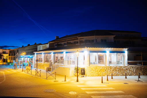 Venez vous ressourcer lors d'un séjour dépaysant à la Casa Marina. Goûtez à la slow life en plein coeur de la Camargue