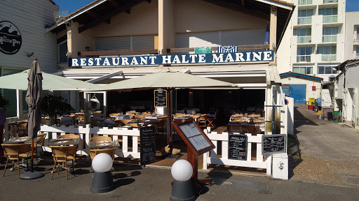 Rejoignez-nous a bord de notre restaurant Halte Marine situé à Mimizan plage et découvrez notre sélection gourmande des poissons et fruits de mer