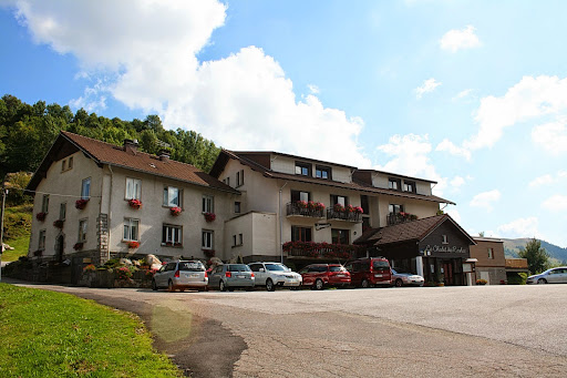 L'hôtel la Chalet des Roches à La Bresse dans les Vosges vous propose ses nombreuses chambres.